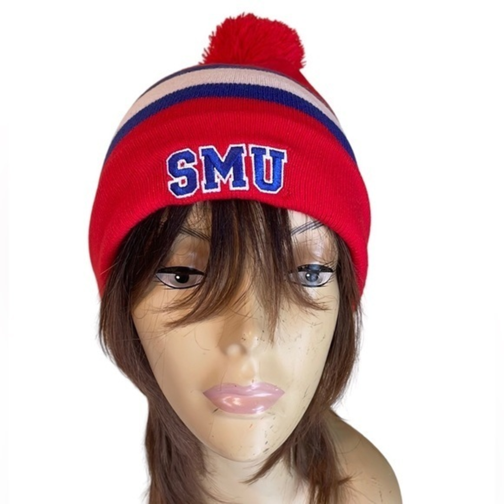NIKE SMU Beanie Pom Pom One Size Fits All NWOT